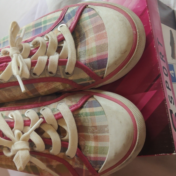 Coach Barett Pink Sneakers - Picture 3 of 9